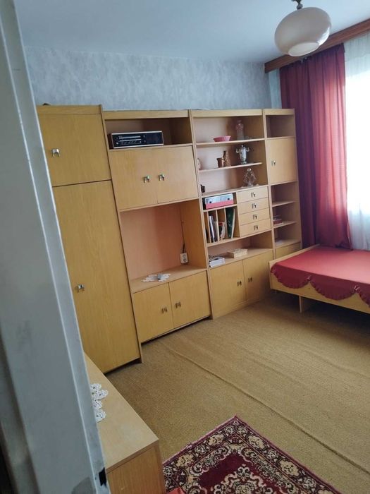 Тристаен, хотел Балкан