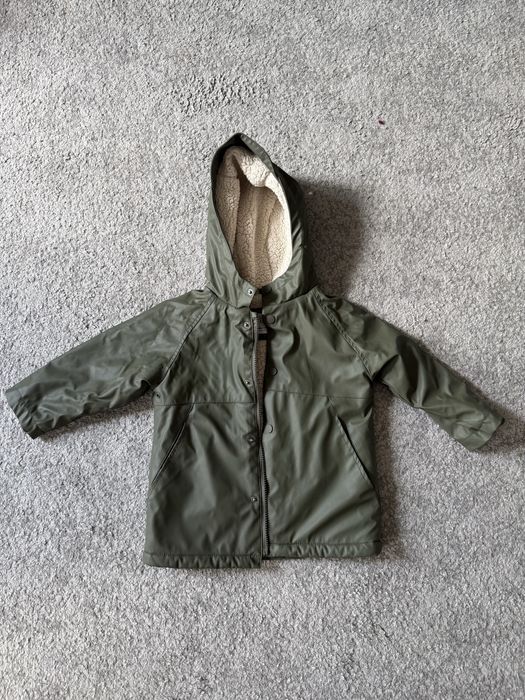 Продается детская куртка Zara