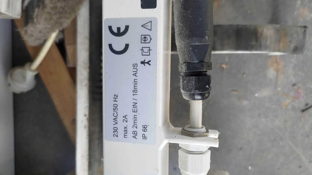 Електрическо болнично легло [Dewert]