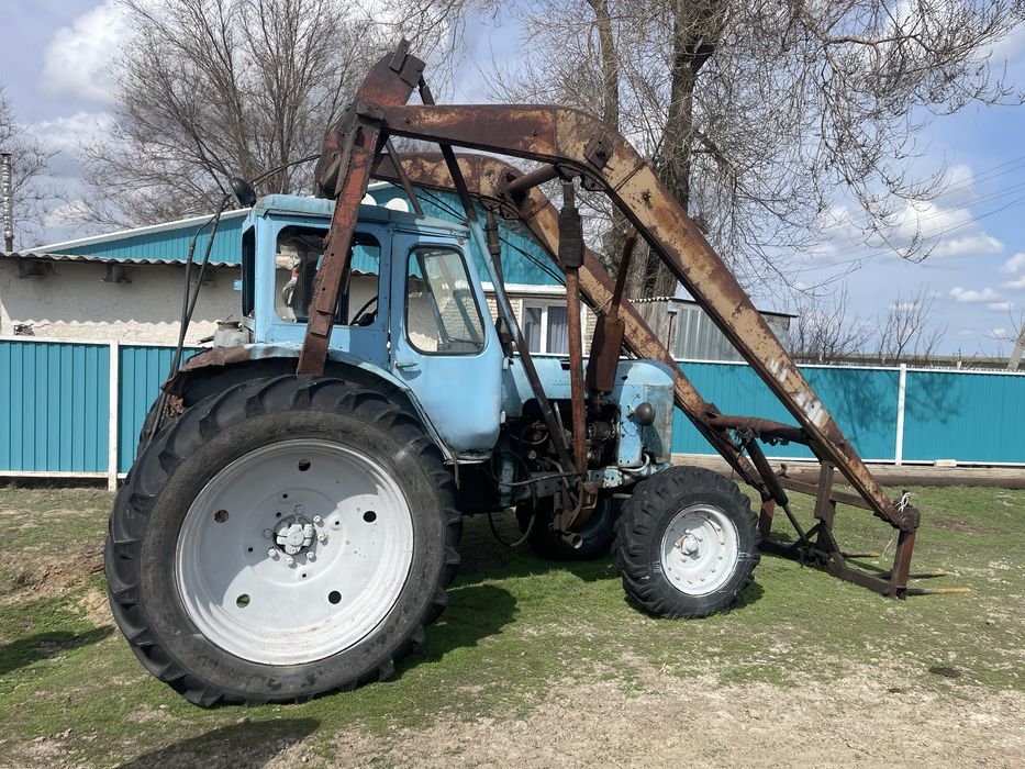 Трактор. МТЗ-50. Матор -80.