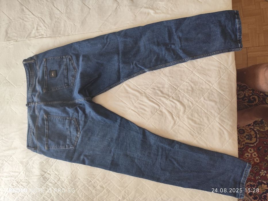 BOSS - оригинални дънки