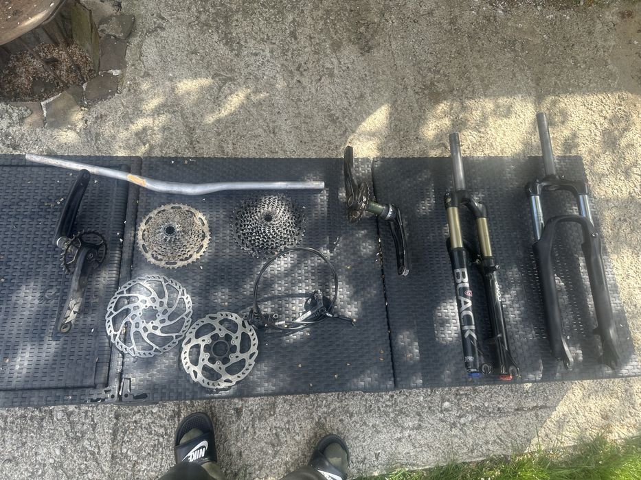 DEZMEMBREZ BICICLETA si piese biciclete