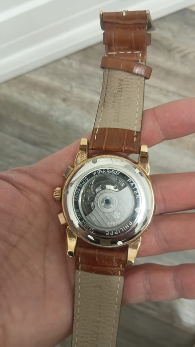 Часы в хорошем состоянии