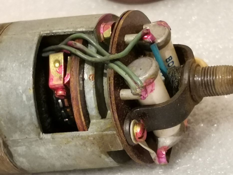 Машинка для стрижки волос