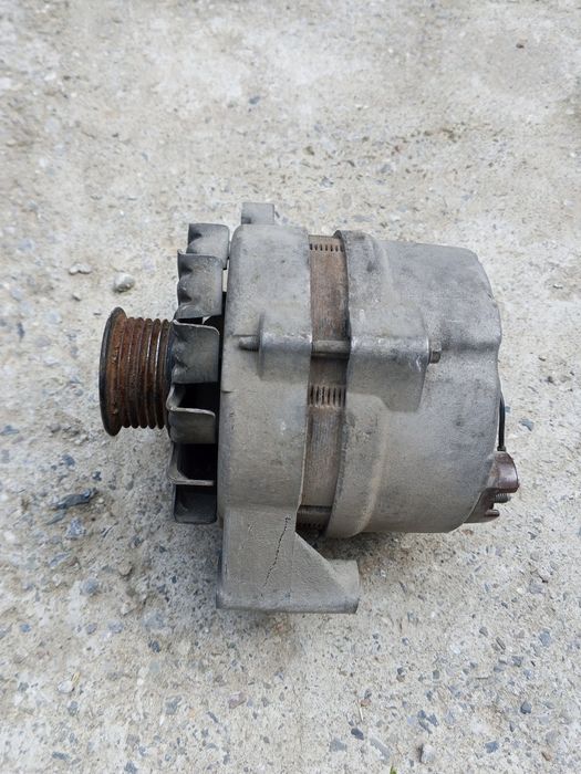 Генератор на опель