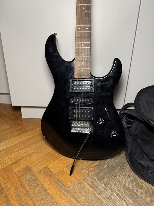 Chitara electrica Yamaha ERG121C