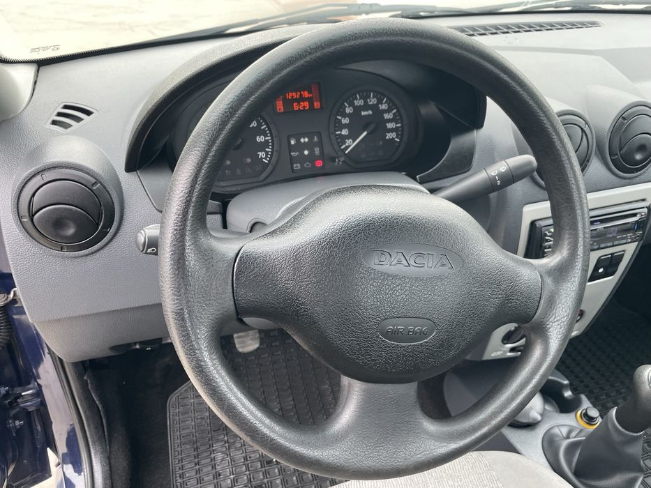 Dacia Logan Pick up 2010