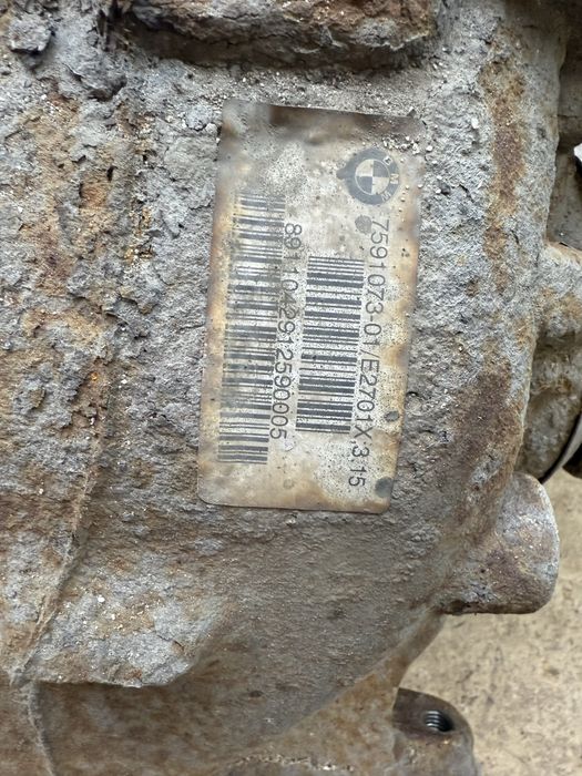 Диференциал 3.15 за е9х с полуоски и карфан