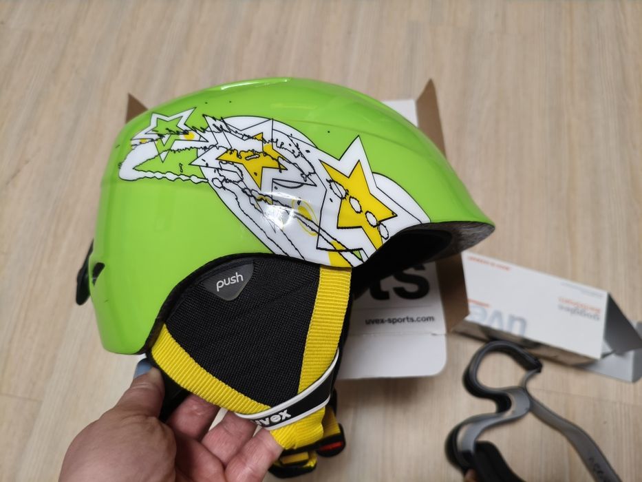 UVEX детски ски каска и ски маска