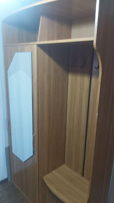 Шкаф для прихожей