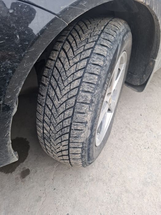 Saka deska R15 baloni b/n