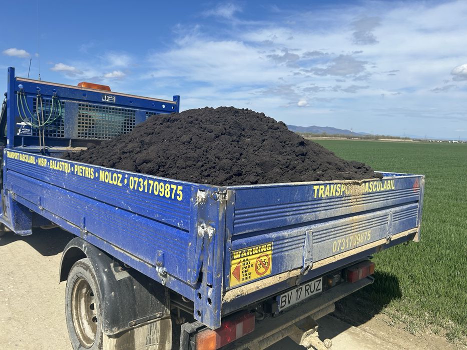 Pamant negru vegetal 3 sau 12 mc descarcare greifer