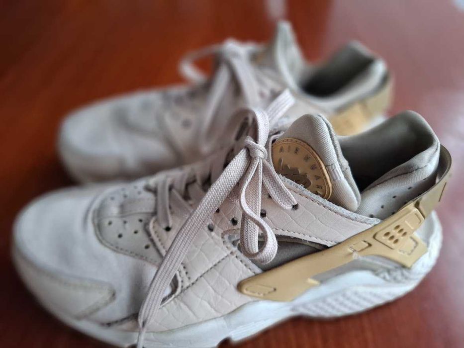 маратонки NIKE - номер 37