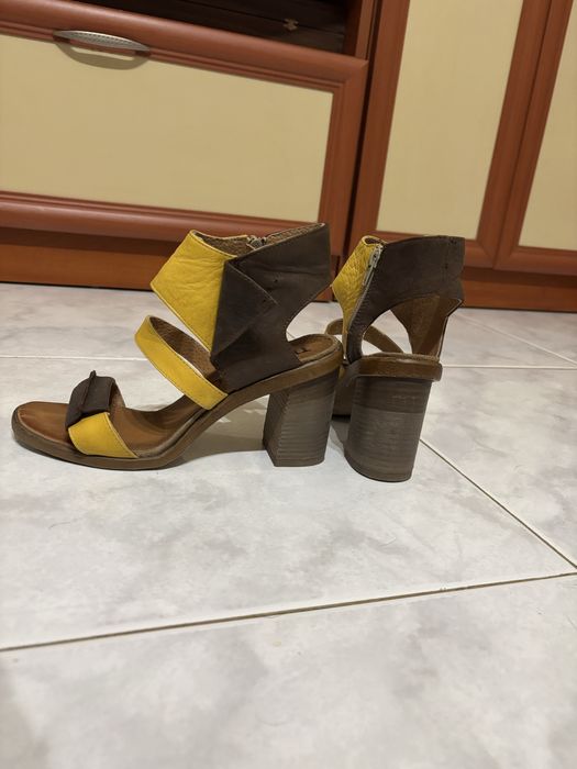 Летни сандали