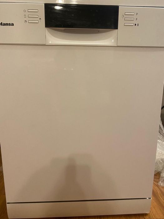 Продается посудомоечная машина