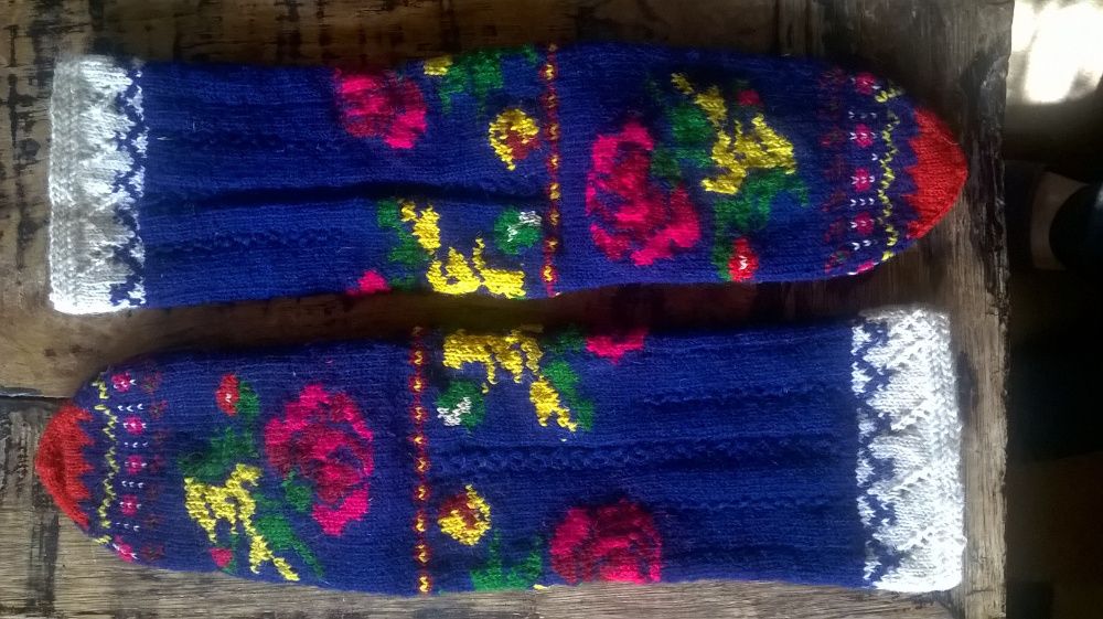 чорапи етно дебела вълна уникални