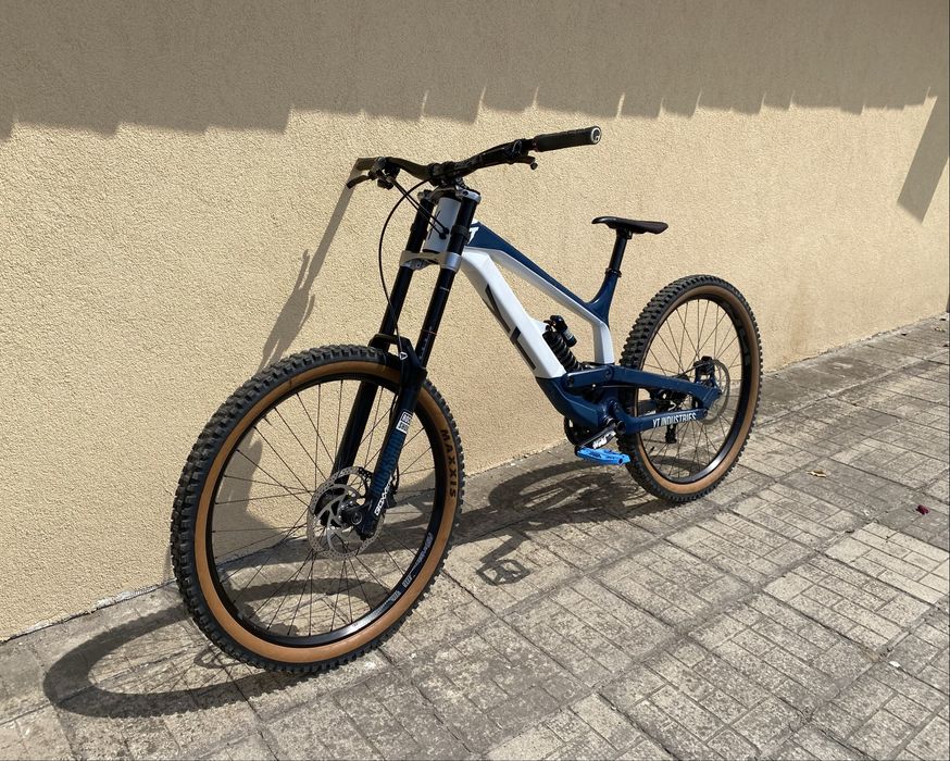 YT tues 2021 27,5 L Неразличимо от Ново!