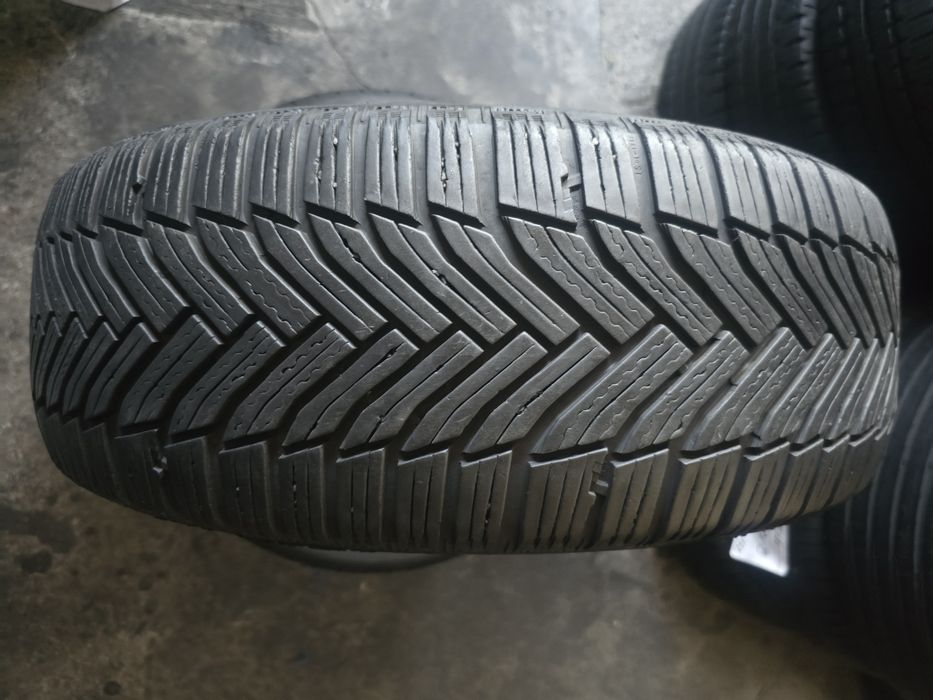Michelin 215/55 R17 98V MS iarnă