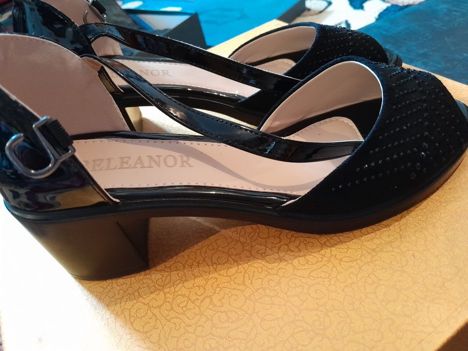 Женская обувь 39 р