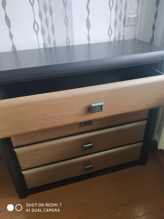 Шифоньер с комодом