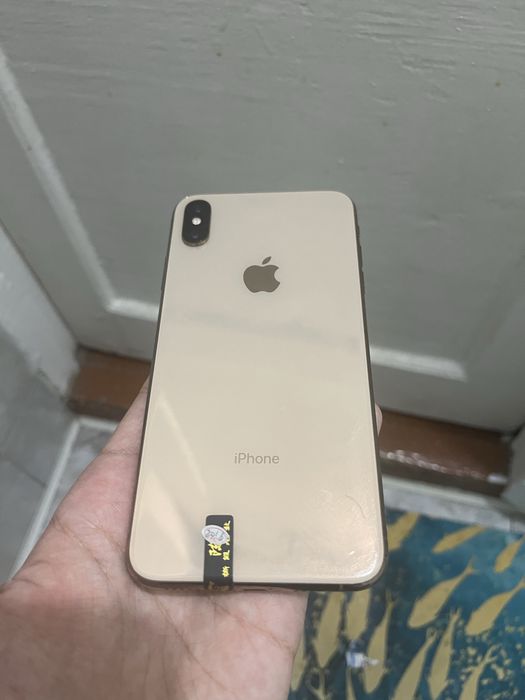iPhone xs max срочно продам