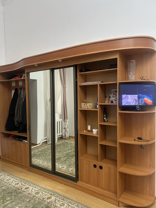 Стенка в хорошем сост