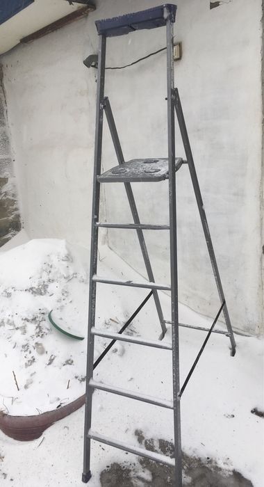 Продам стремянку