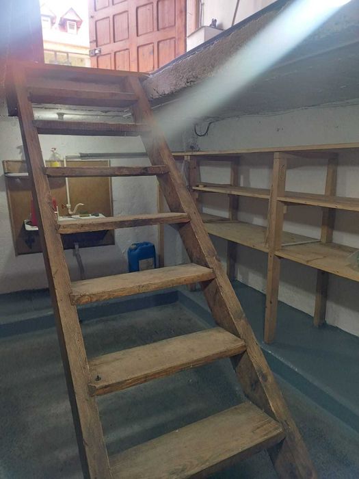 Garaj si spatiu de depozitare