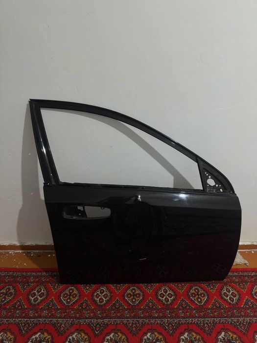 Gentra o'ng taraf oldi eshigi