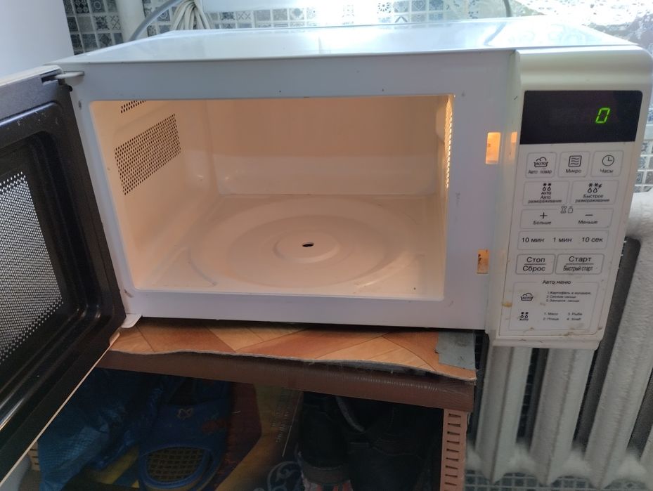 Микроволновка б.у.
