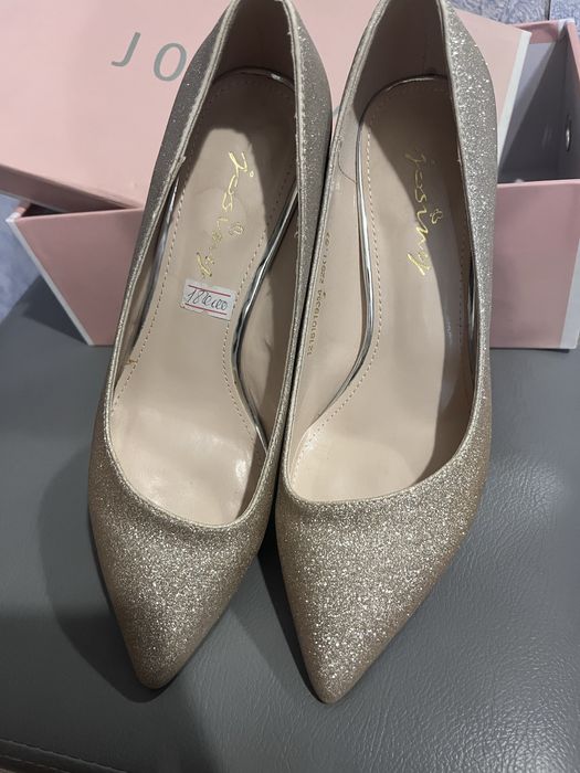 продам туфли josiny