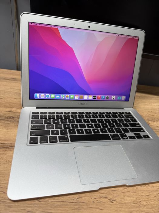 MacBook Air 2017 гтд core i5 , озу 8