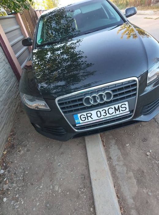 Vând Audi A 4  B 8 An  2011