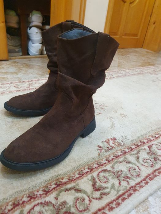 Велурени ботуши 40 номер