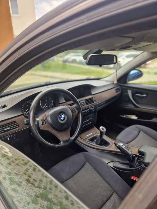 Vand BMW E90 2.0i