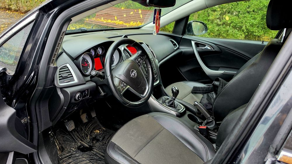 Opel Astra J - 2013 - 1.7 diesel 130 CP