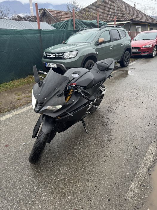 Yamaha YZF R-125 2016