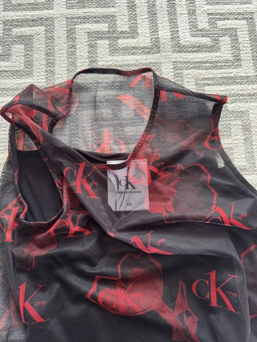 Платье Calvin Klein оригинал