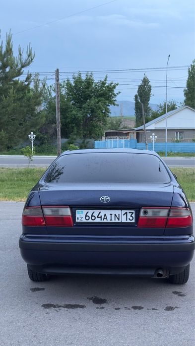 Тойота карина е! 1.8