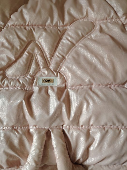 Куртка на девочку.