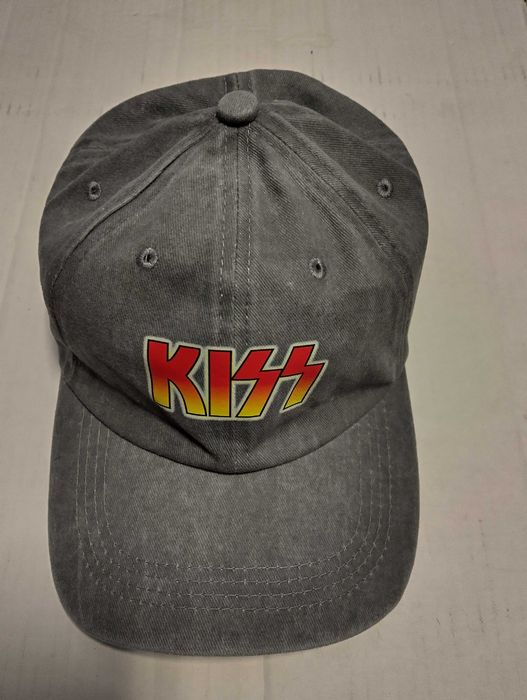 Шапки  с  кузирка