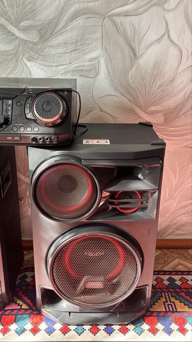 Продам колонку с усилителем