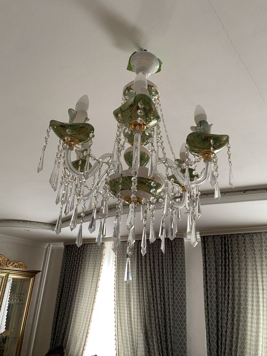 Люстра для гостиной