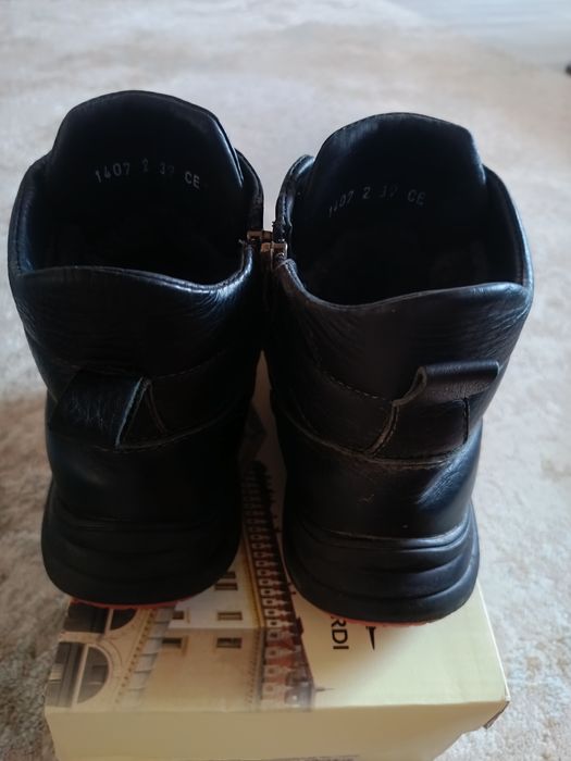 Зимний ботинки мальчику