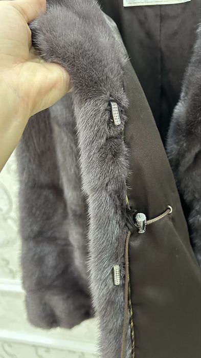Норковая шуба (новая)