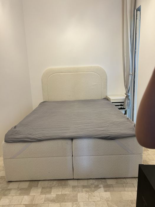 Vand toate aceste piese de mobilier