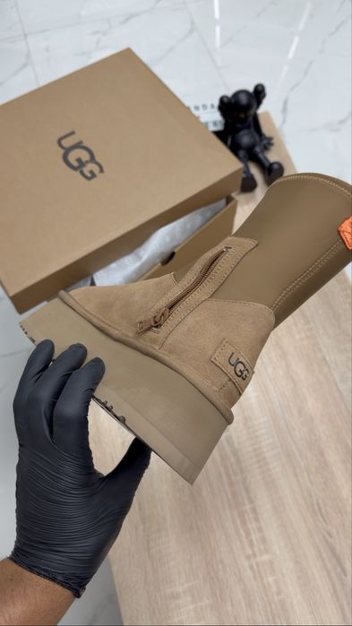 UGG Dipper High• Marime 39 40•Fullbox•Verificare colet