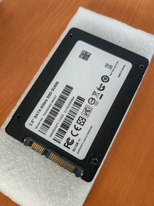 Hard-disk SSD ADATA Ultimate SU650 960GB (Stare Funcționalitate Perfec