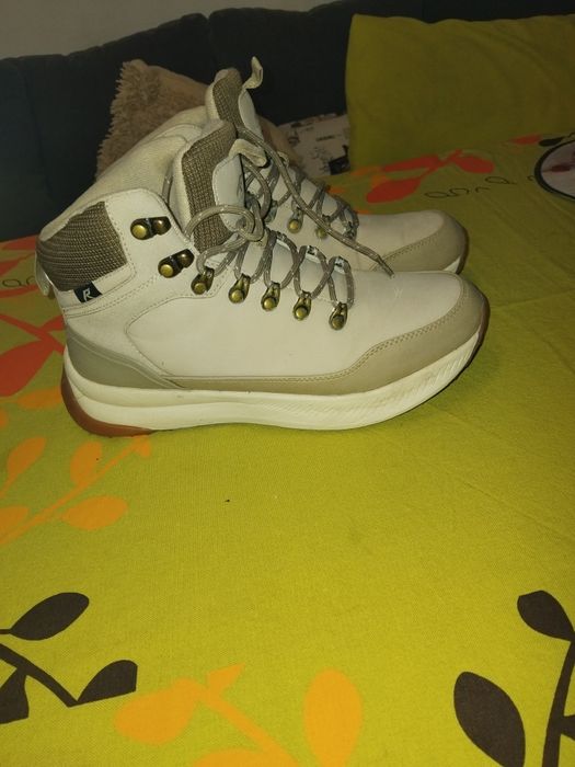 Дамски боти бежови 41