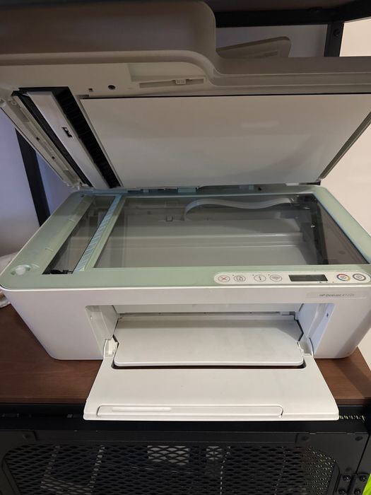 Imprimantă HP DeskJet 4122e Multifuncțională Printare/Scanare/Copiere